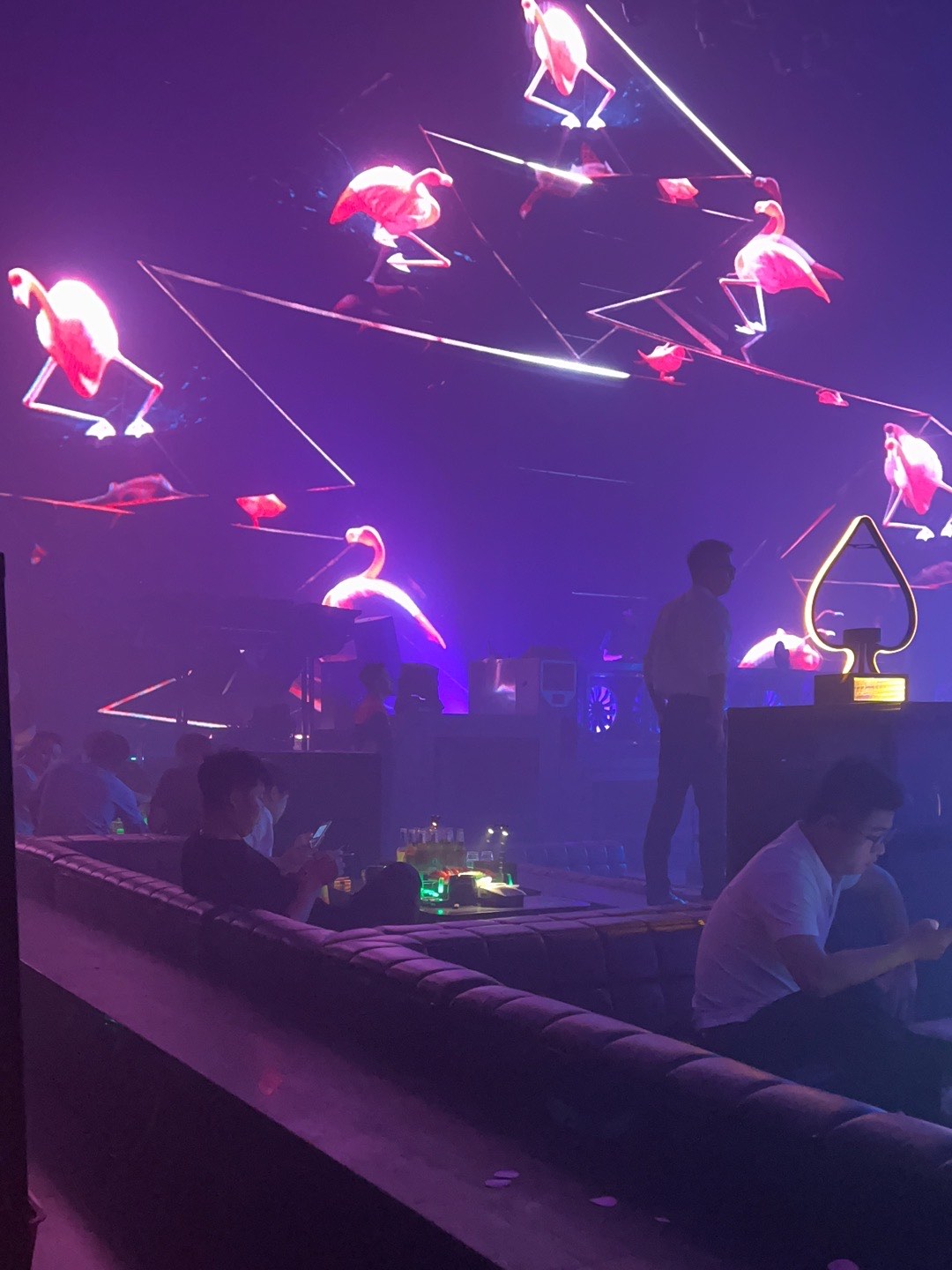 枣庄商务ktv价格一小时多少-市中区ktv预订